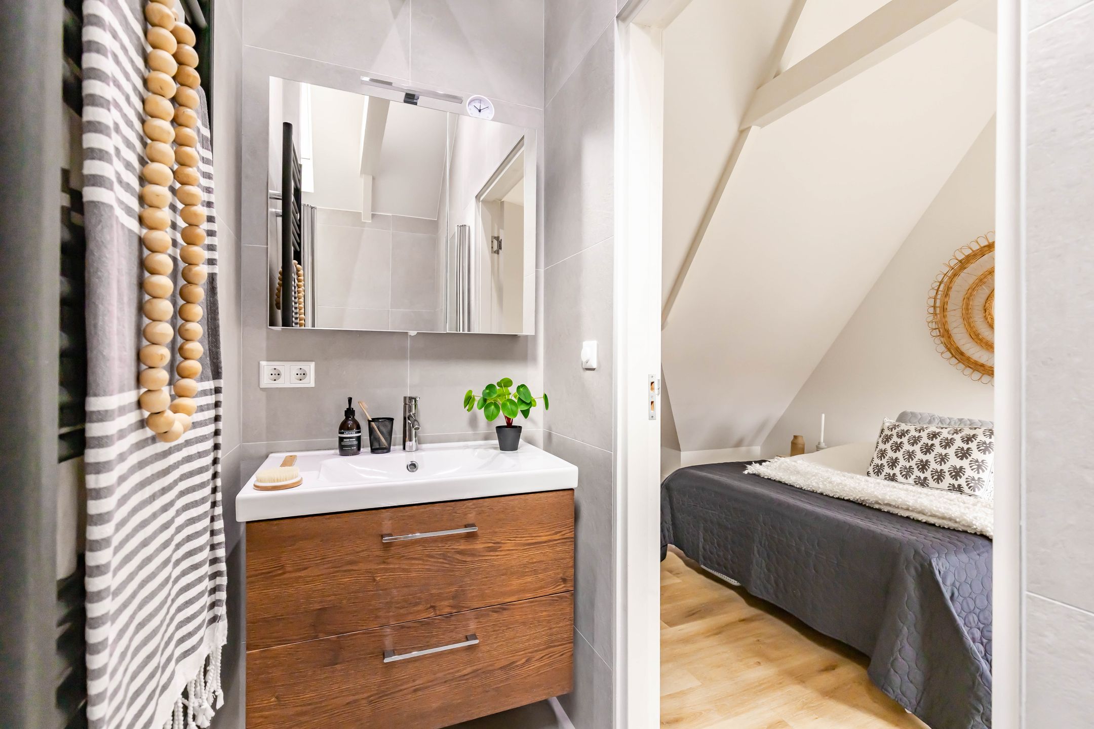 Foto 30 van Ambonstraat 1-C