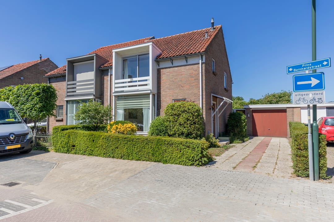 Foto 1 van Prins Bernhardstraat 9