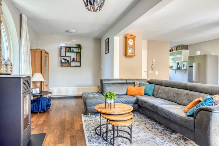 Foto 6 van Menno ter Braakplein 31