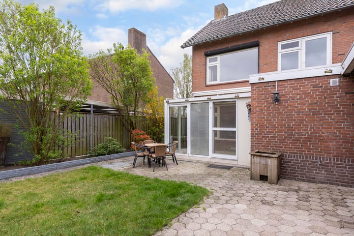 Foto 47 van Min. Aalbersestraat 46