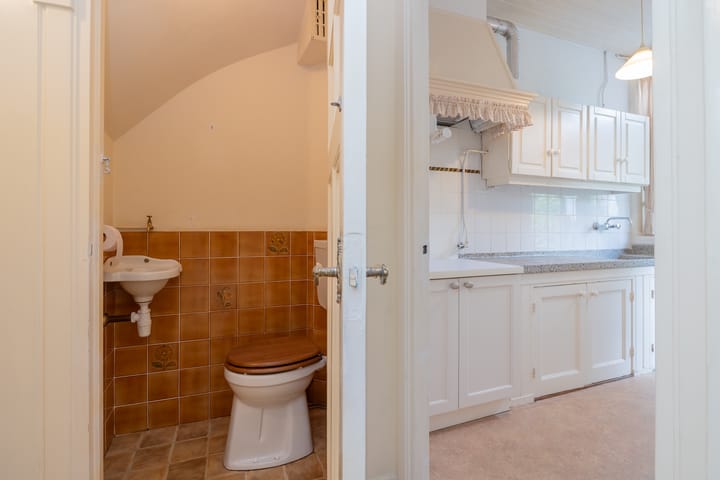 Foto 16 van Deckerstraat 24