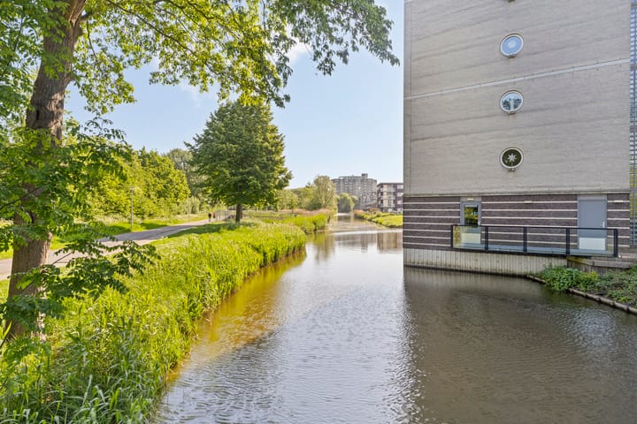 Foto 27 van Neptunusstraat 22-B