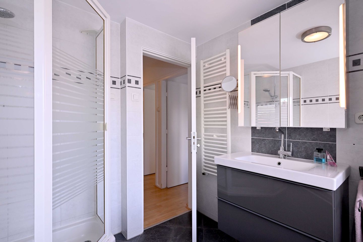 Photo 25 of Prinses Irenestraat 2