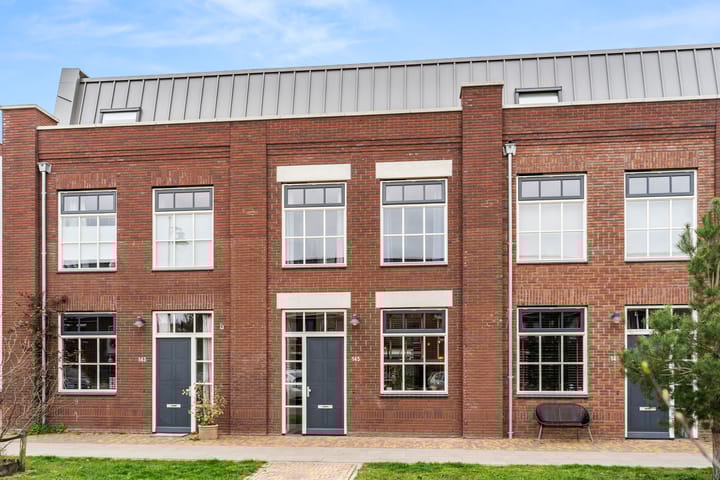 Foto 1 van Enkalaan 145