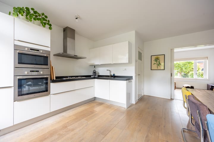 Foto 17 van Leeuwstraat 38