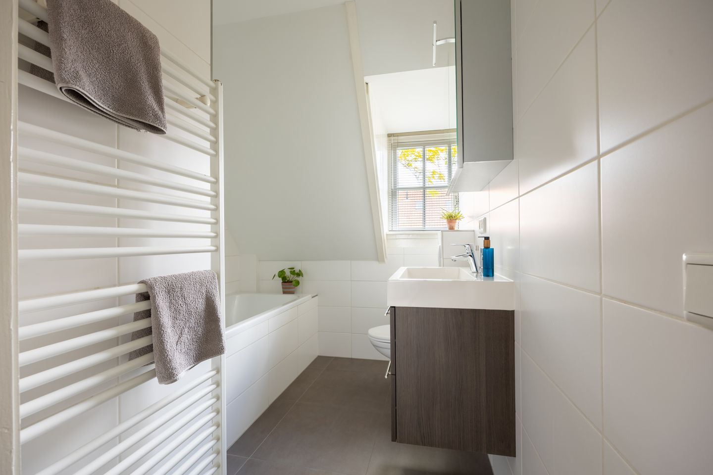 Foto 29 van Leeuwstraat 38