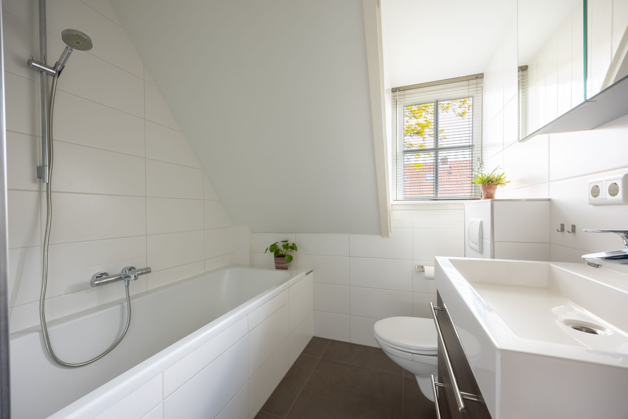 Foto 30 van Leeuwstraat 38