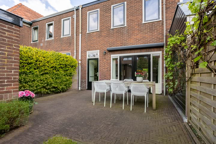 Foto 42 van Leeuwstraat 38