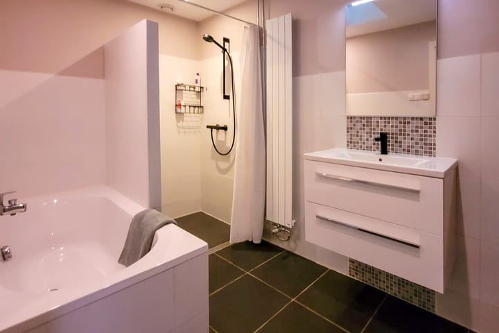 Foto 26 van Hoofdweg 162