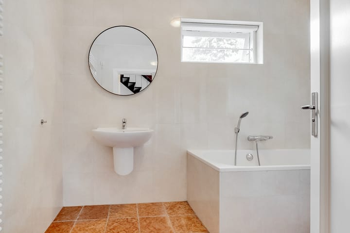 Photo 44 of Haarweg 1-C