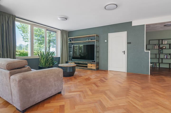 Foto 7 van Lytsegeast 28