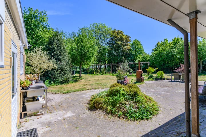 Foto 60 van Lytsegeast 28