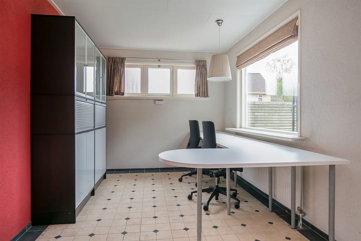 Foto 13 van Burgemeester Falkenaweg 57