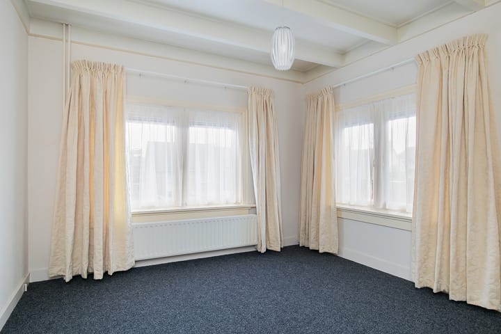 Foto 22 van Burgemeester Falkenaweg 57