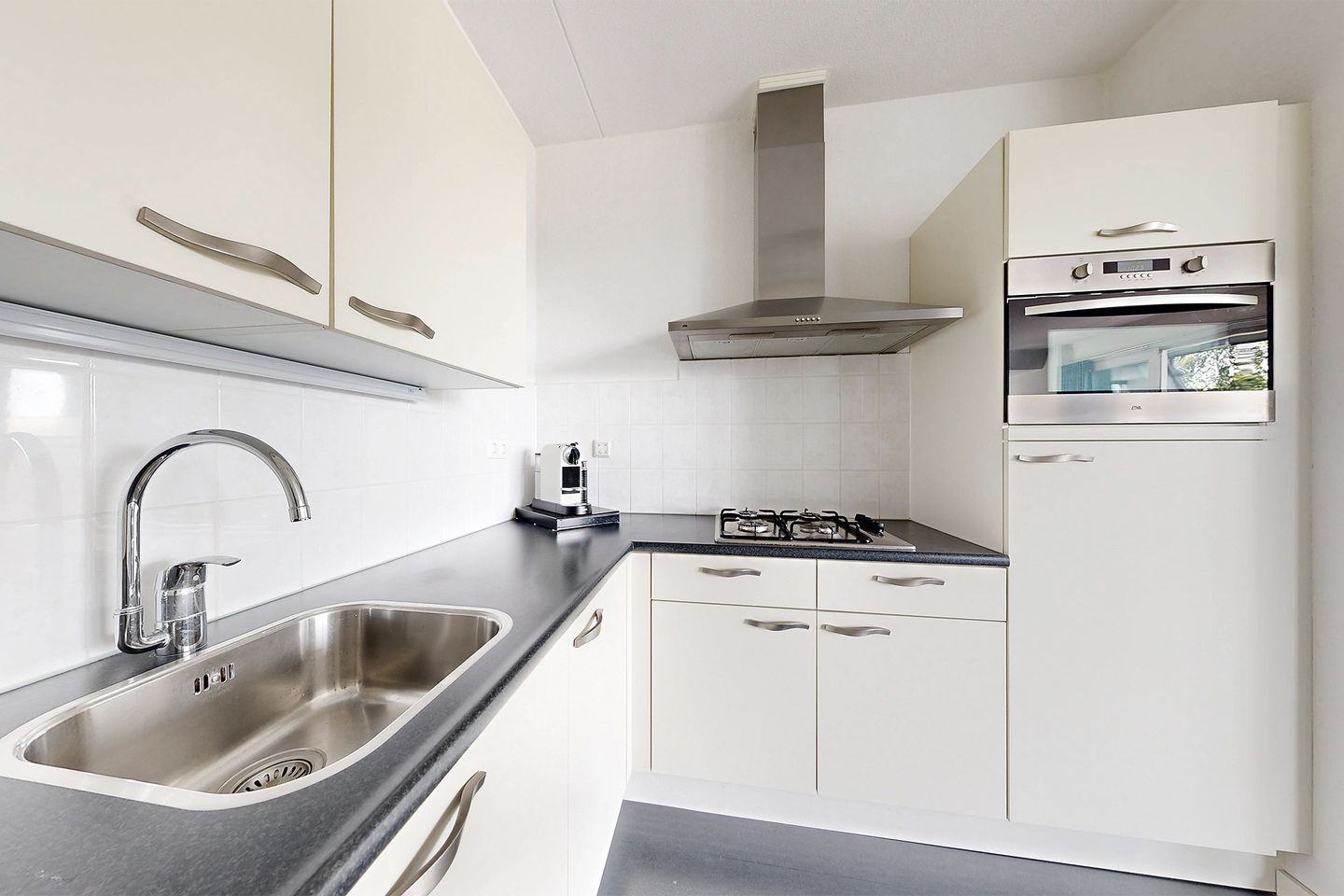 Foto 25 van Wapenplaats 92