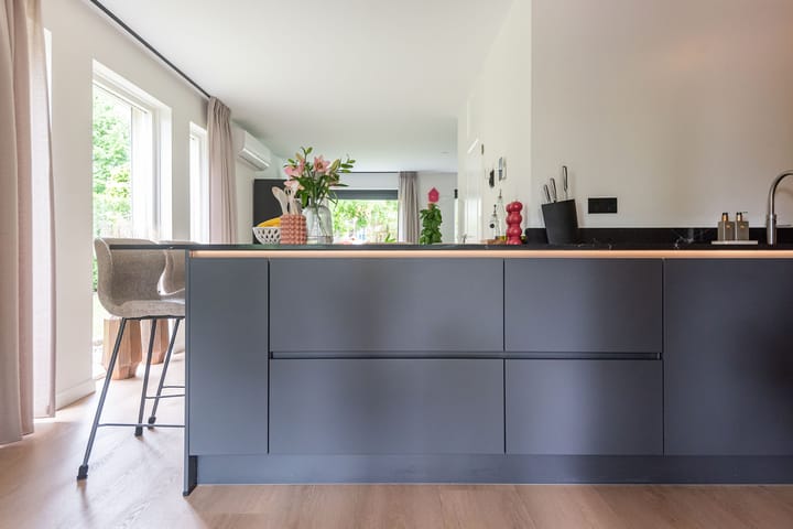 Foto 16 van Emmerikseweg 21