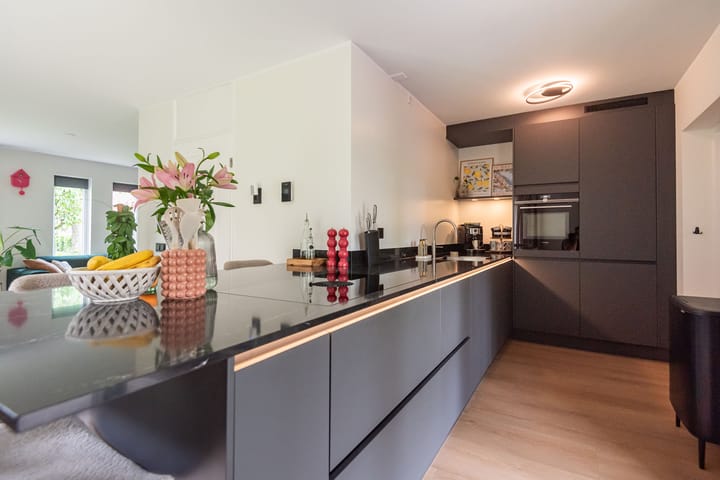 Foto 2 van Emmerikseweg 21