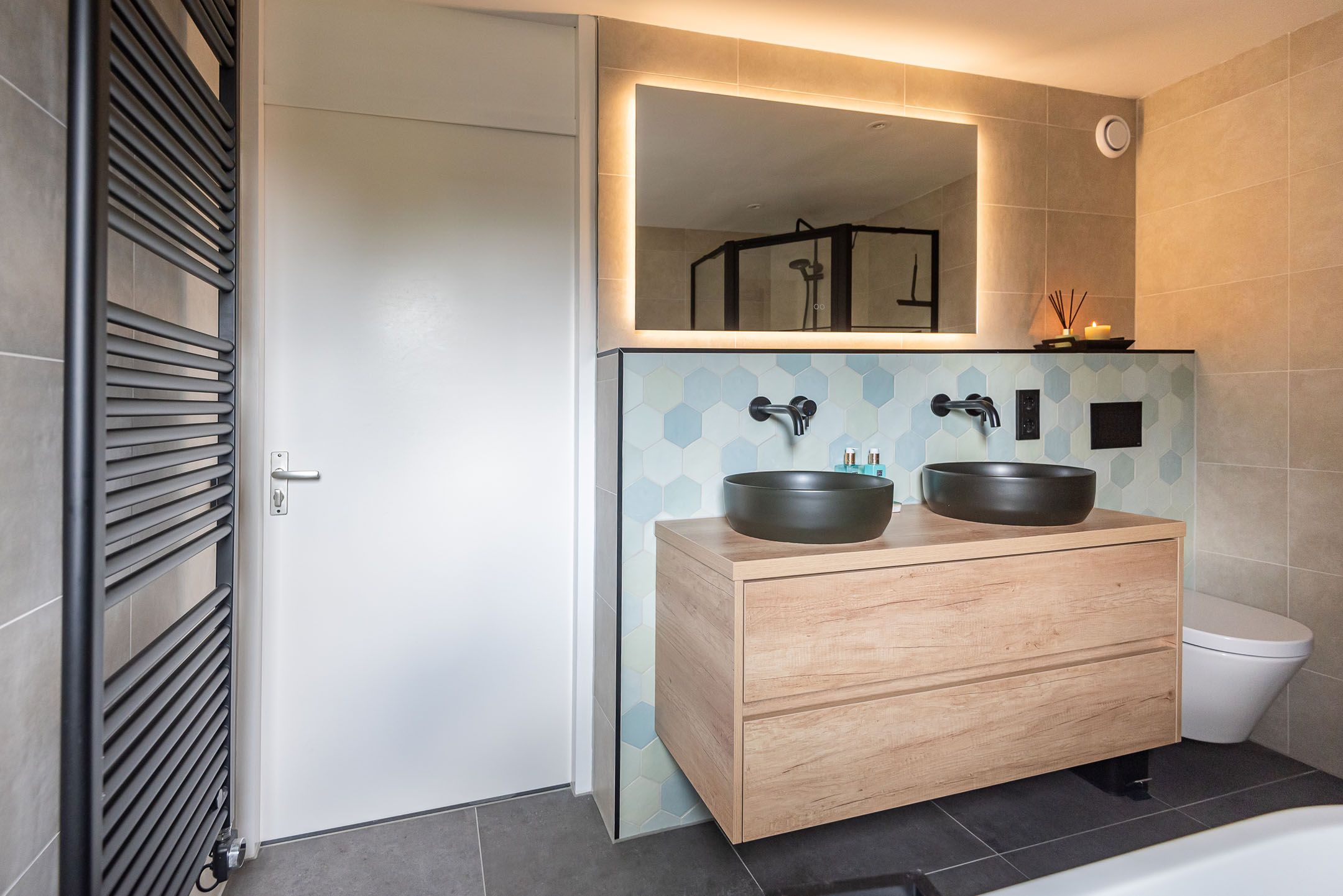 Foto 33 van Emmerikseweg 21