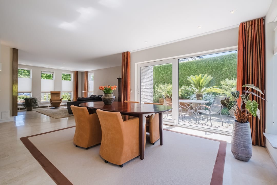 Photo 11 of Wezel 57