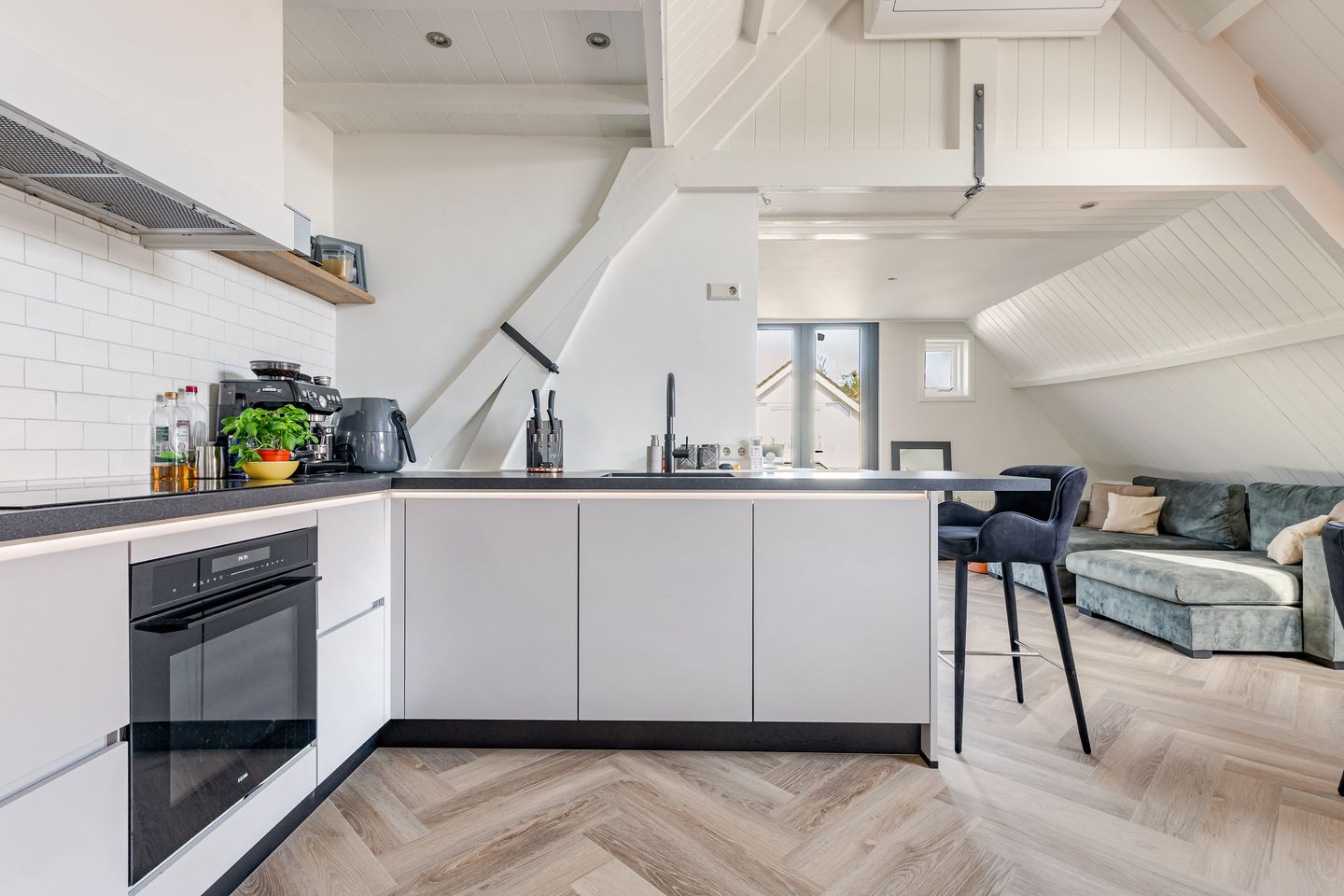 Foto 14 van Rijksstraatweg 216-B