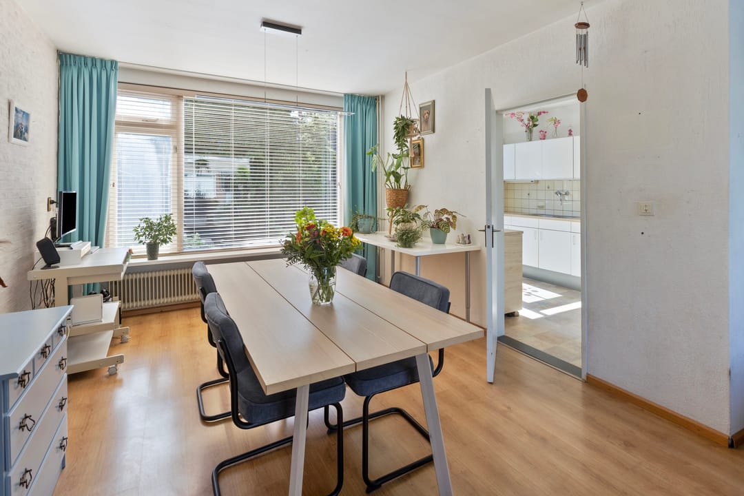 Foto 7 van Pastoor van Geldropstraat 4