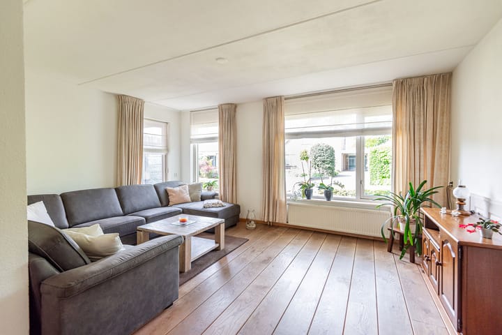 Photo 12 of Geulstraat 8