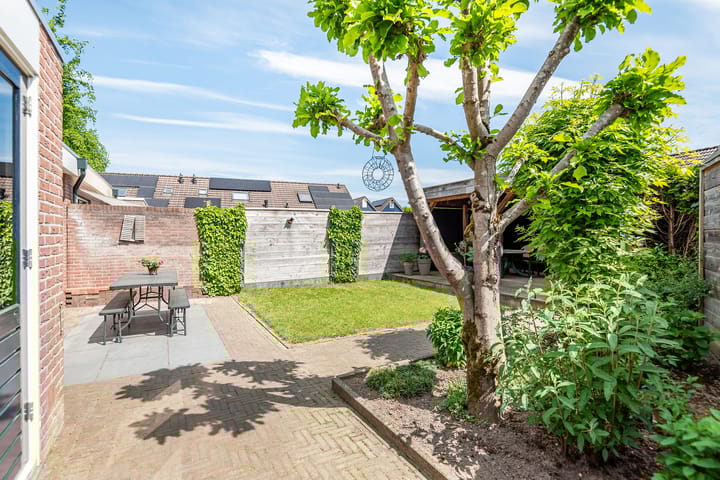 Photo 36 of Geulstraat 8