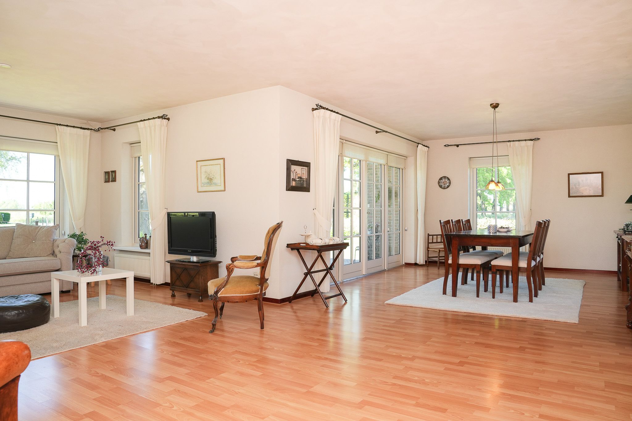 Photo 6 of Bredestraat 9-A