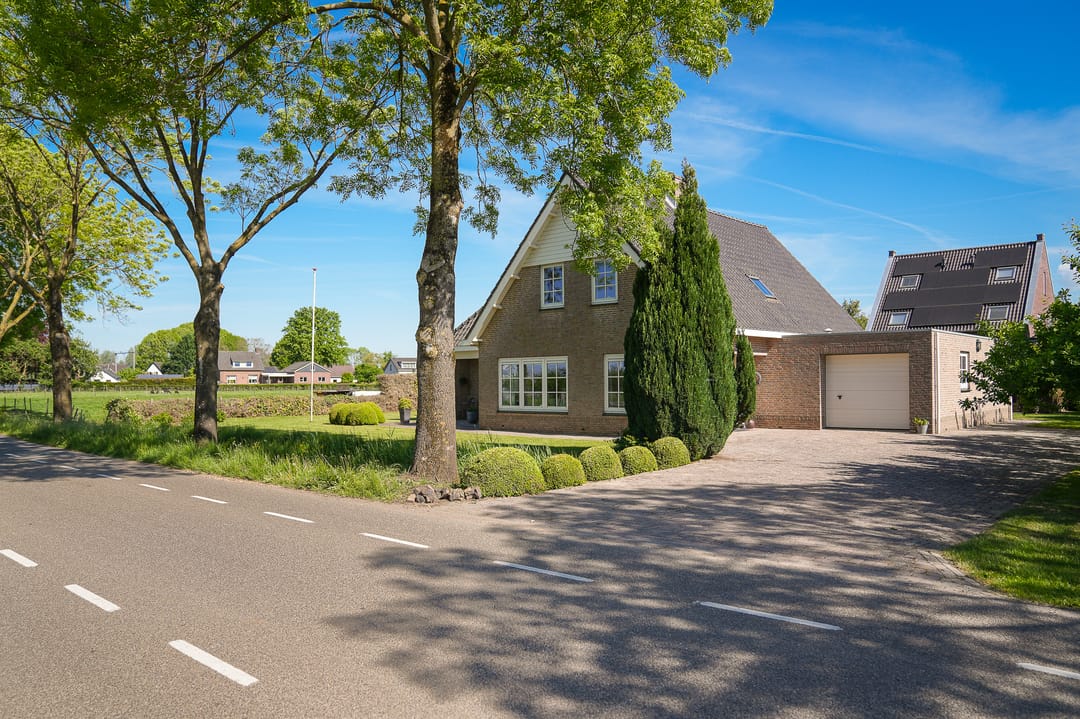 Photo 47 of Bredestraat 9-A