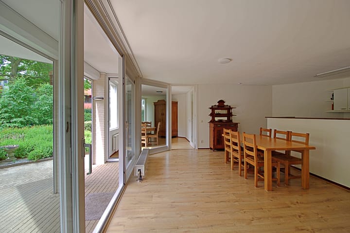 Foto 4 van Peter Benensonstraat 11