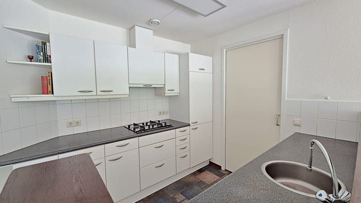 Foto 21 van Peter Benensonstraat 11