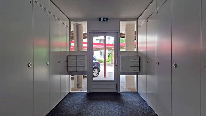 Foto 28 van Peter Benensonstraat 11