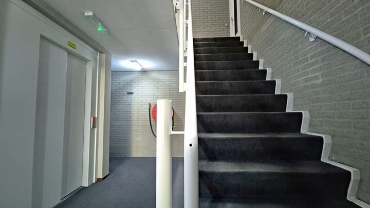 Foto 29 van Peter Benensonstraat 11