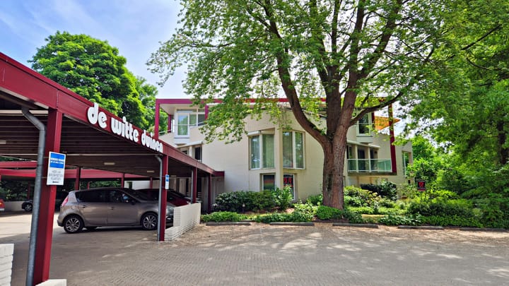 Foto 33 van Peter Benensonstraat 11