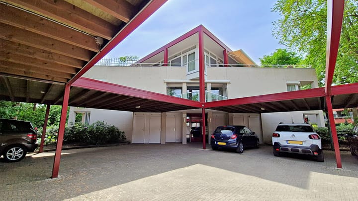 Foto 35 van Peter Benensonstraat 11