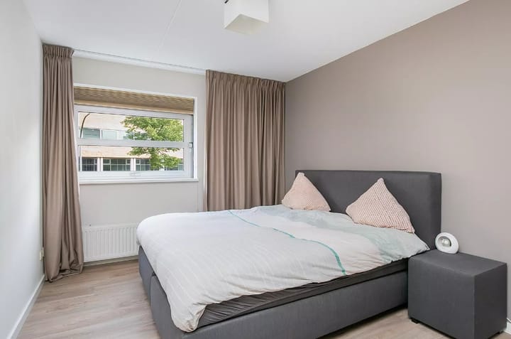 Foto 12 van Bremenstraat 51