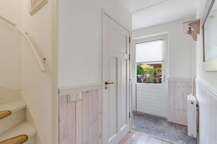 Photo 15 of Commandeurslaan 46