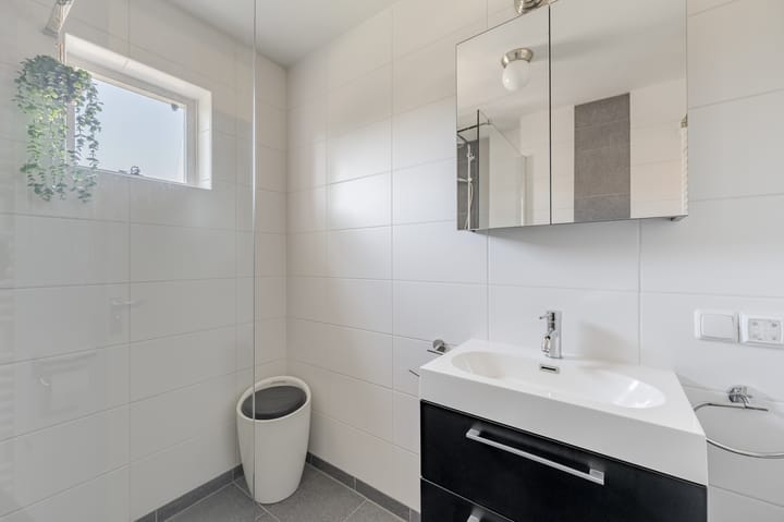 Photo 29 of Commandeurslaan 46