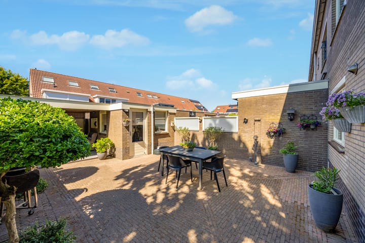 Photo 38 of Commandeurslaan 46