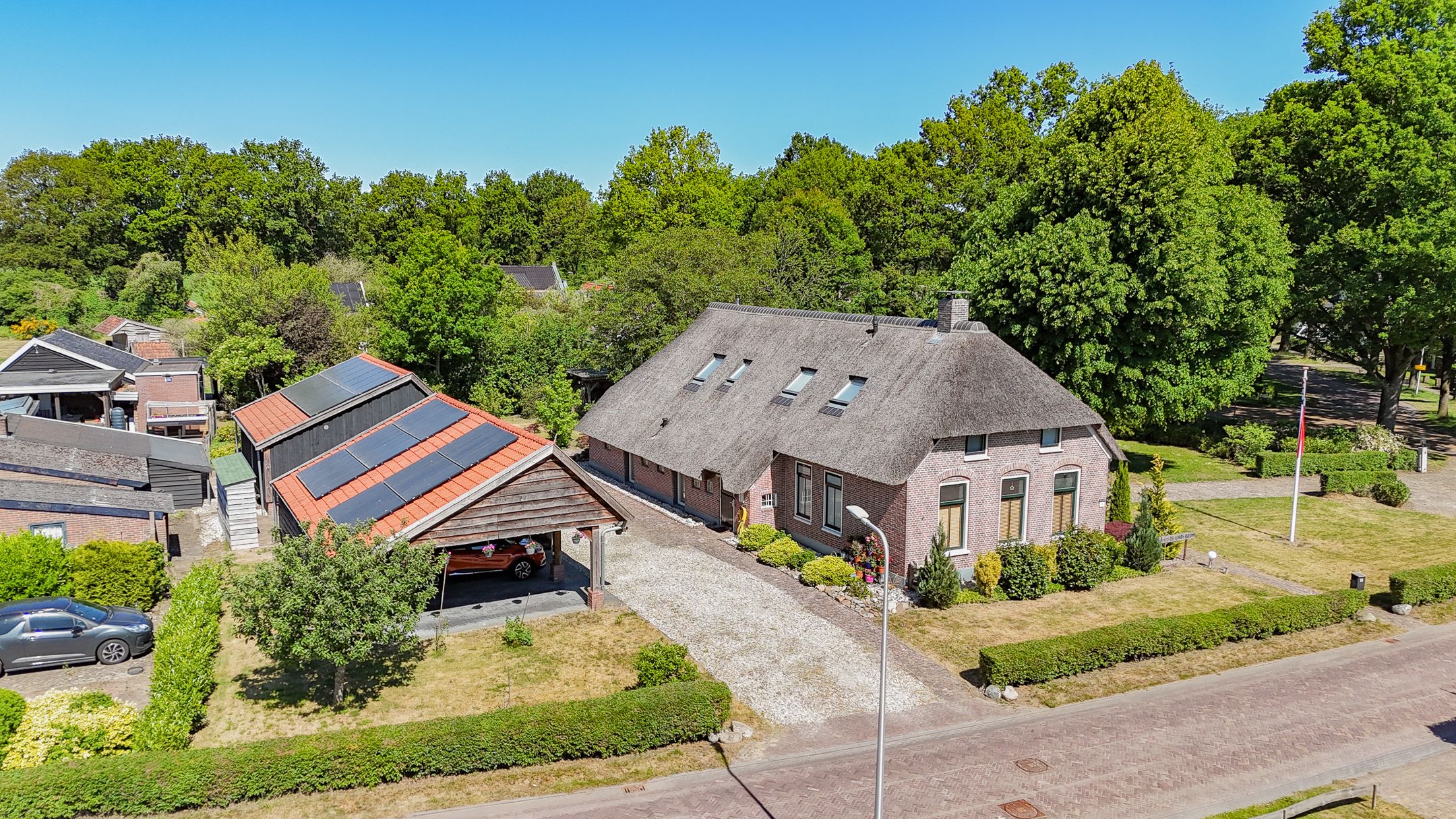Photo 3 of Molenwijk 10