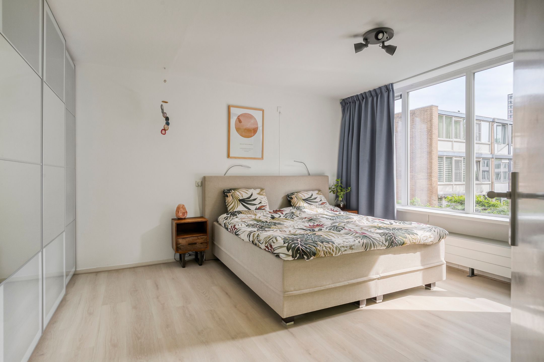 Foto 18 van Jan Ligthartplein 4