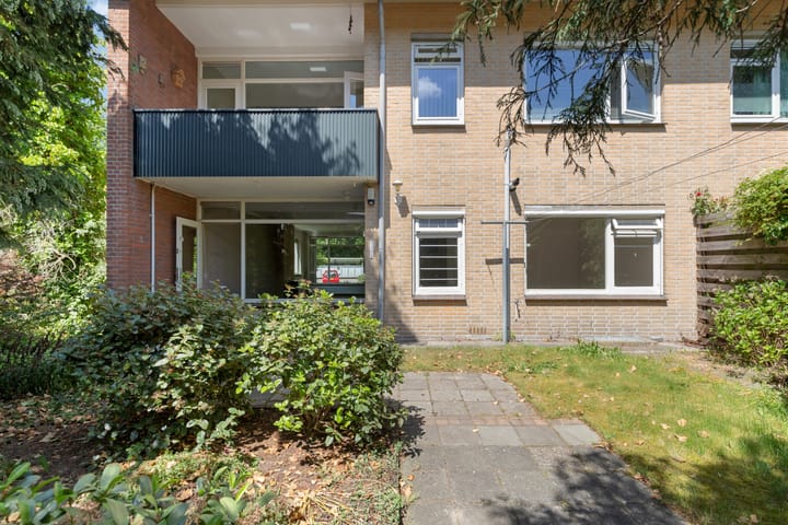 Photo 21 of Eikenlaan 63