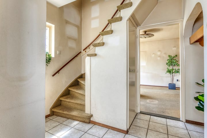 Photo 10 of Aletta Jacobsplein 14