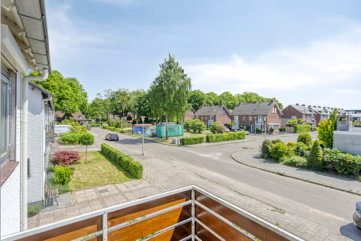 Photo 26 of Aletta Jacobsplein 14