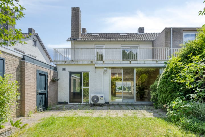 Photo 35 of Aletta Jacobsplein 14