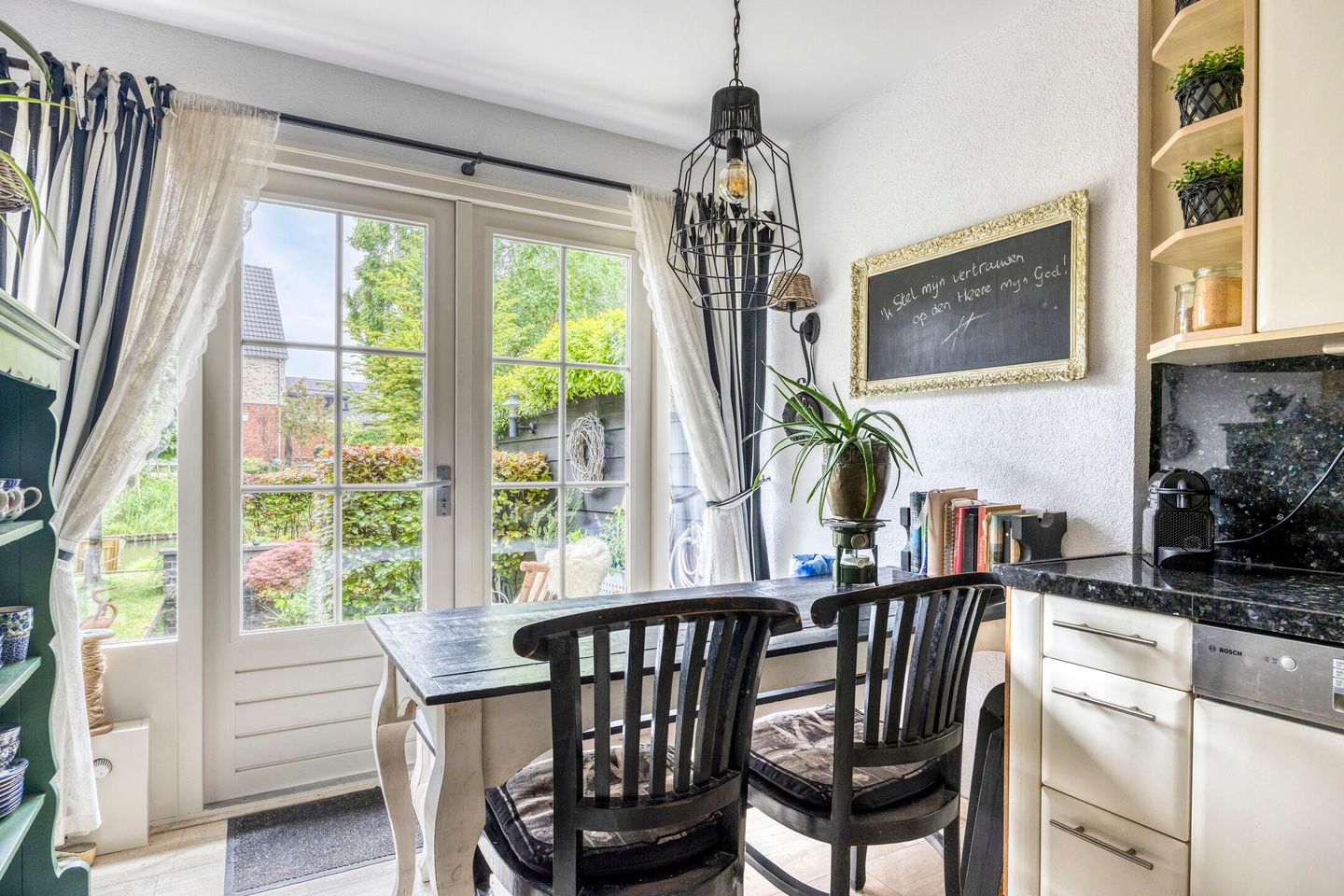 Foto 25 van Van Renesseborch 16