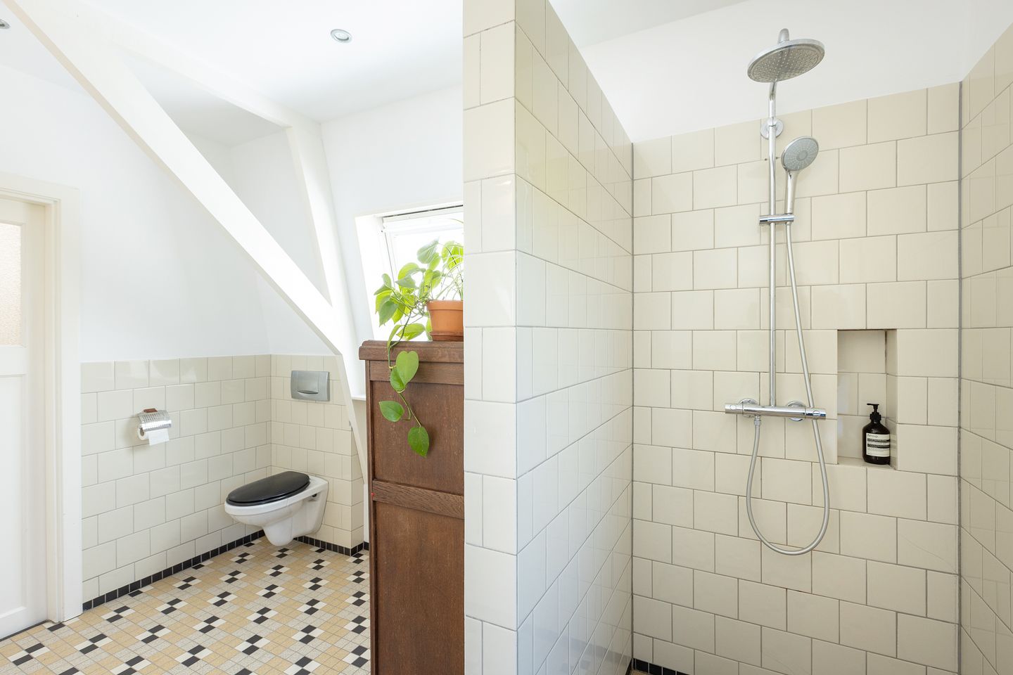 Photo 34 of Koningin Julianastraat 18