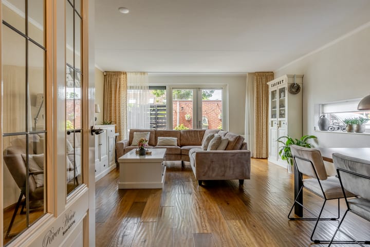 Photo 10 of Dokter Van Westendorplaan 21