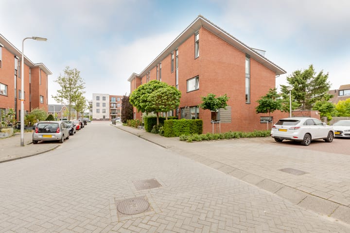 Photo 47 of Dokter Van Westendorplaan 21