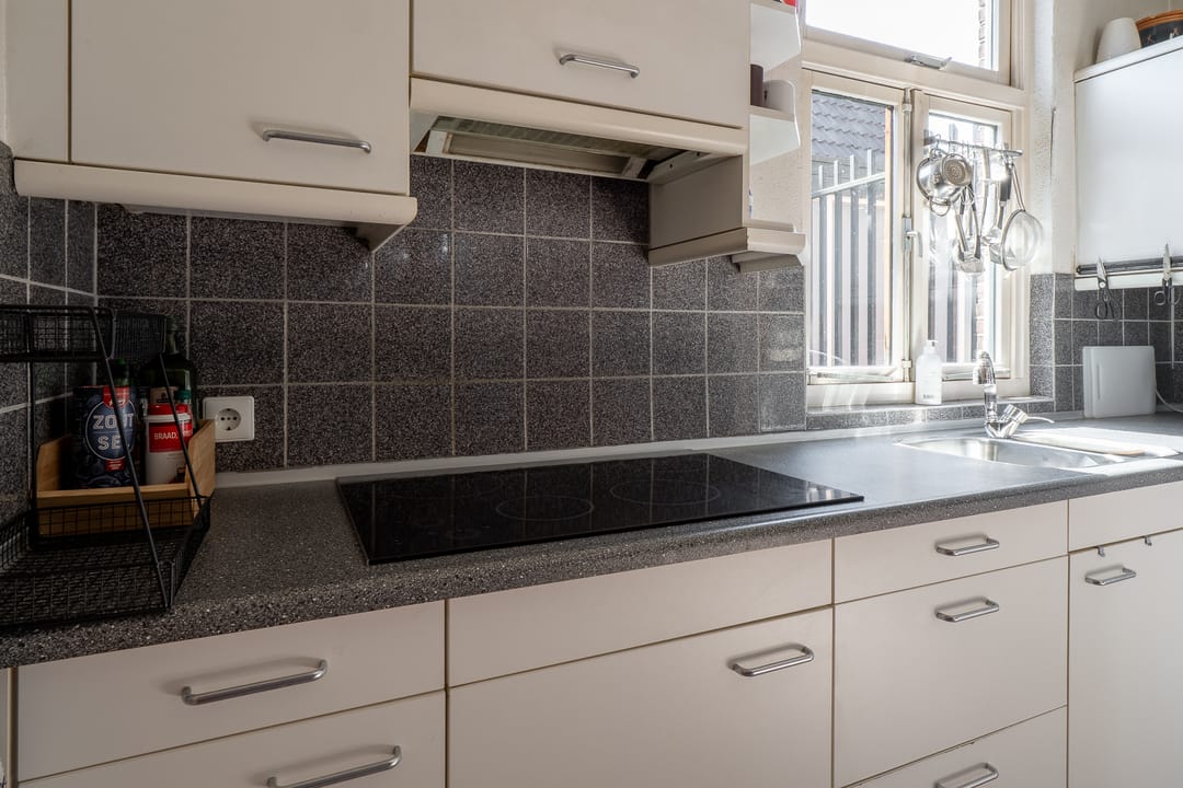 Foto 13 van Hazelaarweg 6